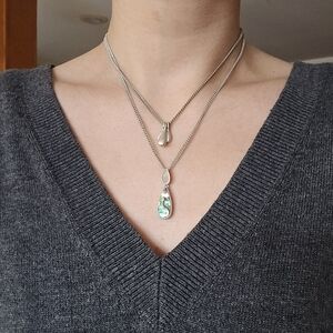 Vintage Kenneth Cole Dainty Silver Abalone Teardrop Layer Necklace
